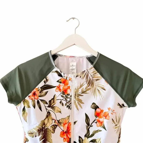 CUPSHE One Piece Tropical Floral Front Zipper Swimsuit Mock Neck Zipper Short Sl - Image 4