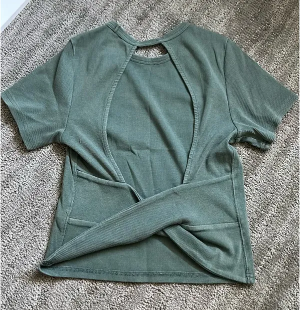 Aerie Twist Open Back Cropped Green Top - Image 2