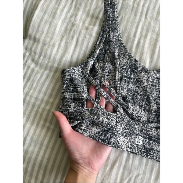 Buffbunny Strappy Back Sports Bra Size Large Black White Print - Image 8