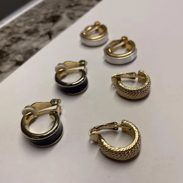 Lot Of 3 Pretty Clip On Clip-on Non Pierced Earrings Hoop - Gold Tone - Image 6