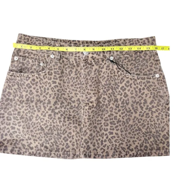 Zara NWT‎ Leopard Print Denim Mini Skirt Brown Tan Animal Print Size M - Image 2