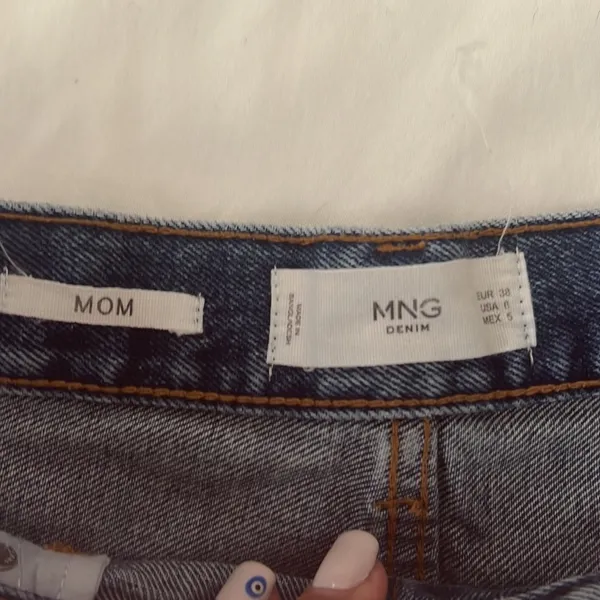 Mango mom shorts size 6 - Image 3