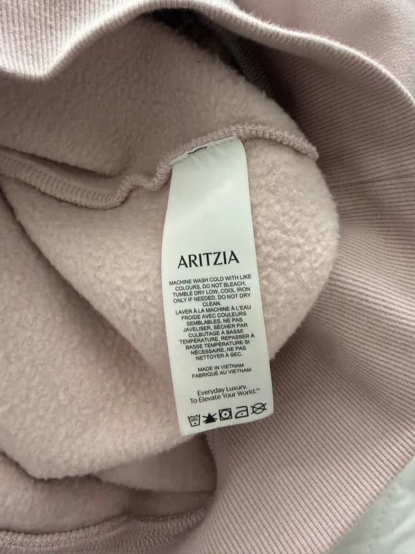 Aritzia Perfect TNA Cozy Fleece Hoodie Dusty Pink - Image 4