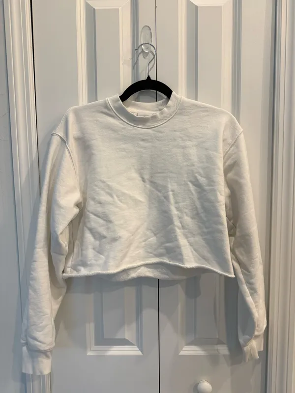 Aritzia TNA Terry Fleece Perfect Cropped Sweatshirt - Image 3
