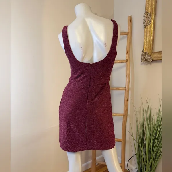 Mi Ami Francesca's Megan Glitter Tulip Mini Dress Burgundy Wine Merlot Medium - Image 3