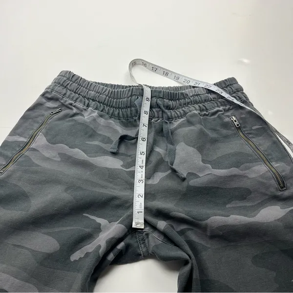 Aritzia TNA‎ Camouflage Mid Rise Gray Grey Jogger Style Cotton Pant Women Medium - Image 9