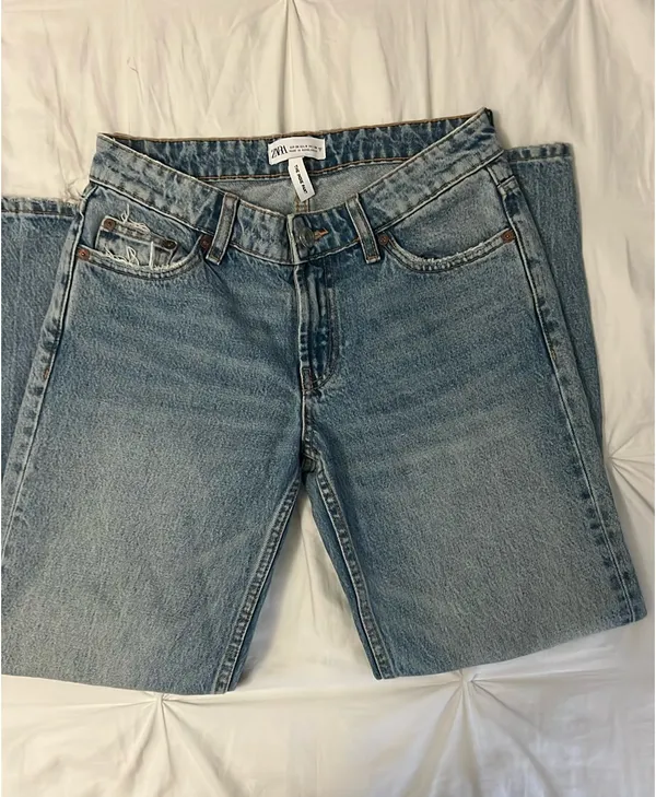 ZARA Low-Rise Jeans - Image 2