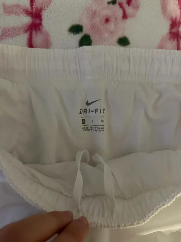 White Nike Shorts Dri-Fit - Image 4