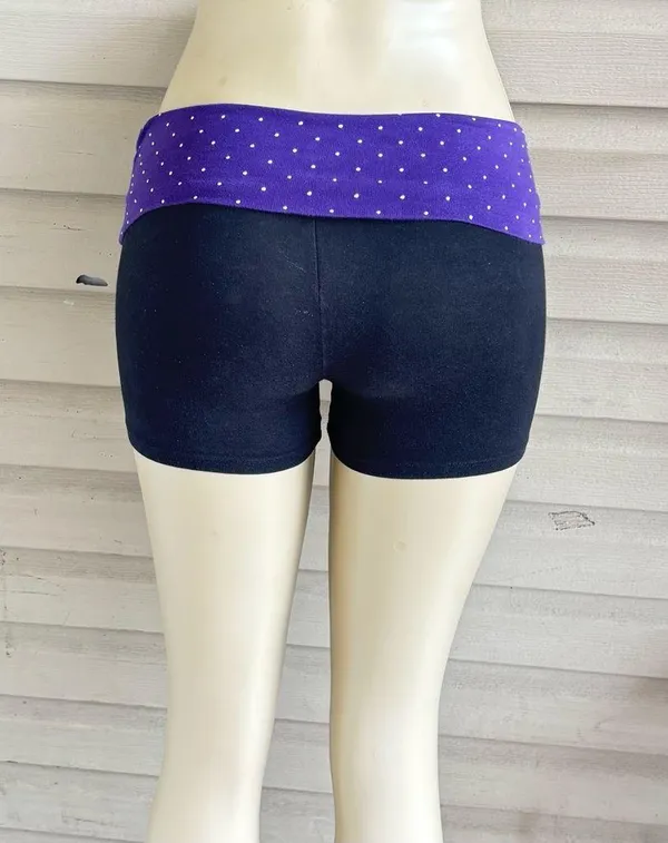 PINK - Victoria's Secret yoga shorts - Image 4