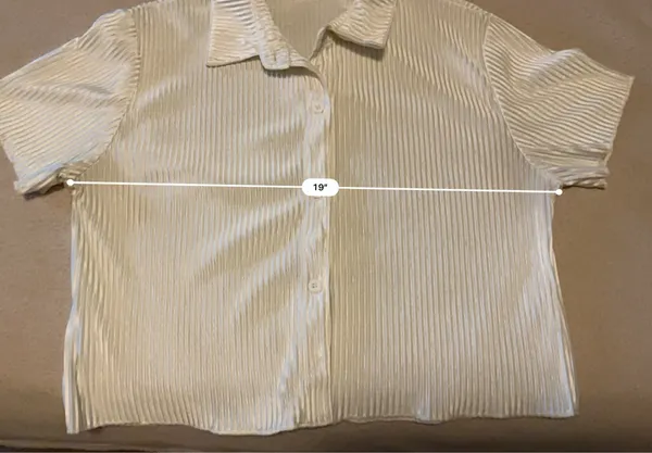 Lyaner Cream Pleated Short Sleeve Button Up Blouse White - Image 3