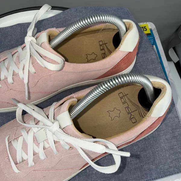 Dansko‎ Josey Sneaker Womens 40 Blush Pink Suede Lace Up Low Top Colorblock - Image 6