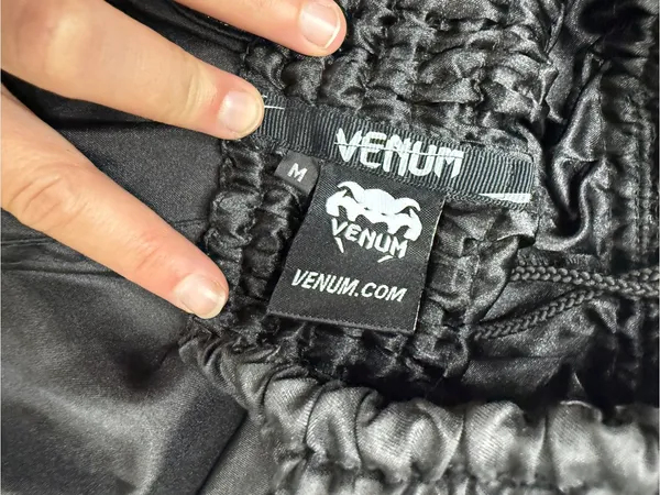 Venum Classic Muay Thai Shorts Black/Black Womens Sz Small New - Image 3