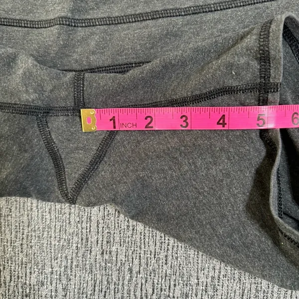 Lululemon Women’s Athletic Shorts - Image 11