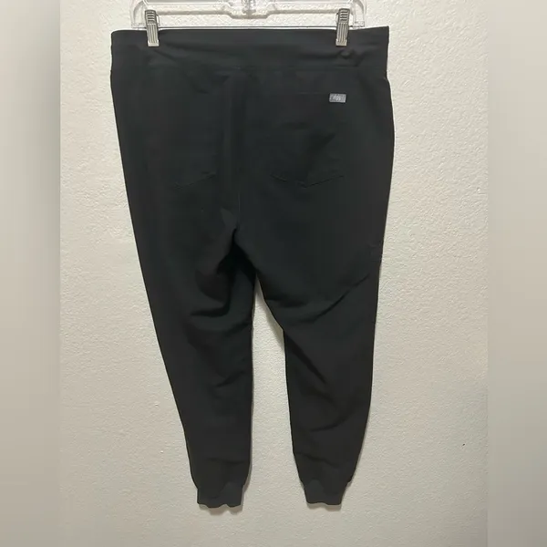 Figs Zamora Jogger Scrub Pants Size Medium Petite Black Nurses Healthcare - Image 2