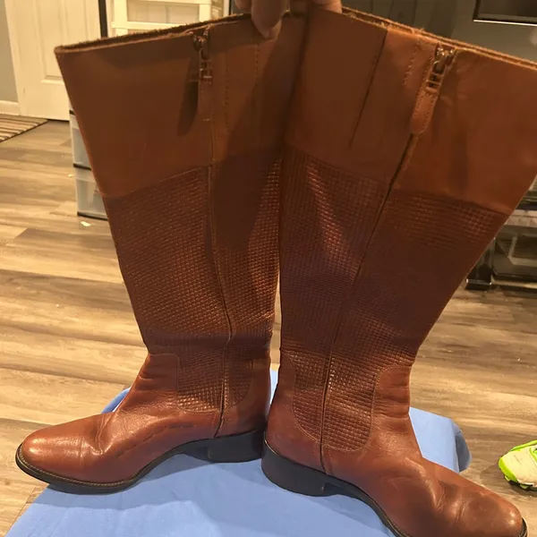 Brown Leather Knee - Image 5