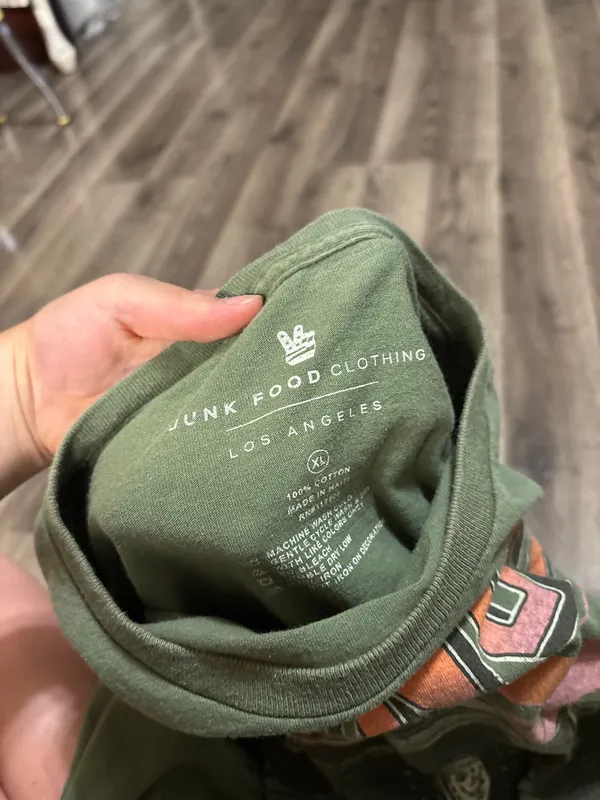 Bronco car graphic tee Green Size XL - Image 3