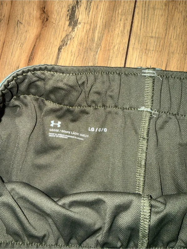 Green Under Armour shorts - Image 3