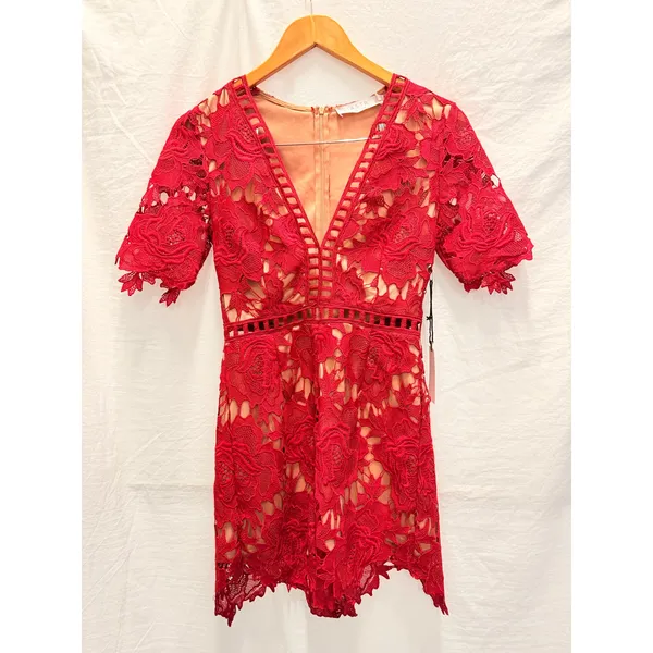 ASTR the Label NEW Short Sleeve V-Neck Lace‎ Romper XS Romantic Spring Summer - Image 4