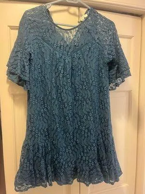Francesca's Dress - Image 2
