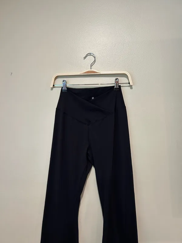 UEU black flares medium - Image 2