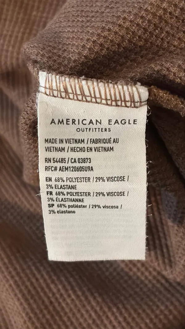 American Eagle Brown Turtleneck Sweater - Image 4