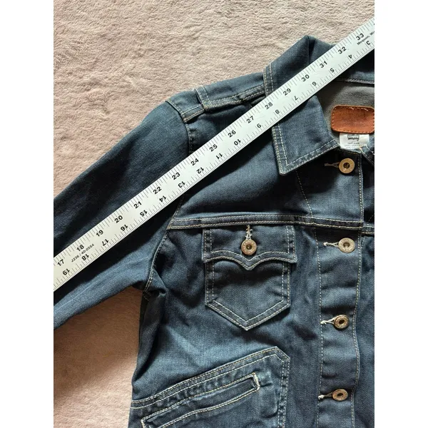 Vintage Y2K Levi's Dark Wash Denim Jacket‎ Junior Size Medium - Image 7