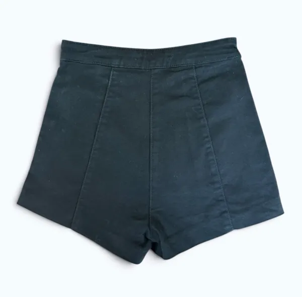H&M Black High-Waist Tailored Twill Shorts, Size 4, MSRP $29 - Image 2