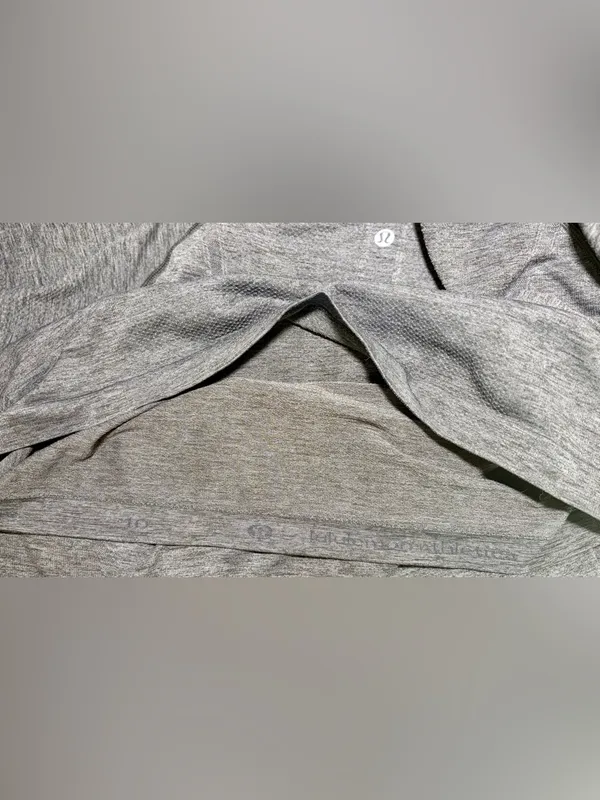 Lululemon Swiftly Tech Short Sleeve 2.0 Race Graphite Grey Silver Drop size 10 M - Image 3
