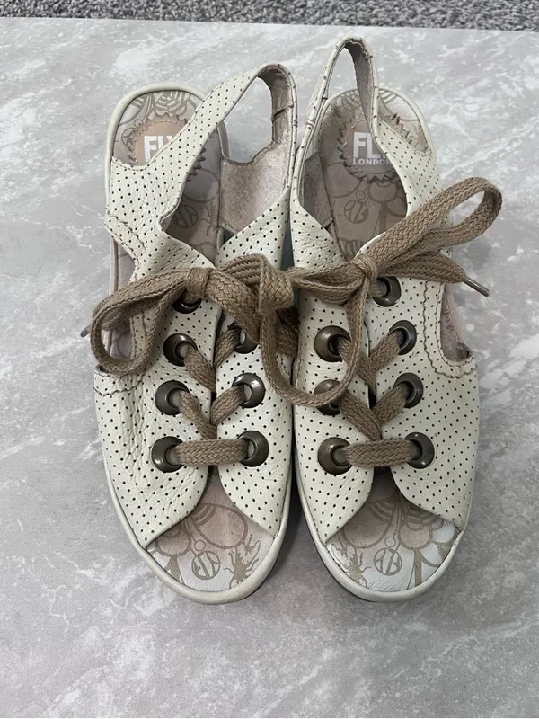 Fly London Ylfa Heels- Size 40 - Image 2