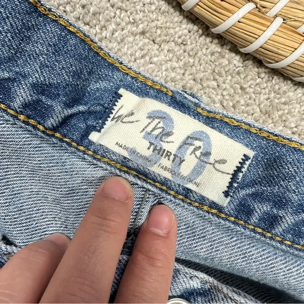 Free People We The Free Jean Mini Short Distressed Cut Off Button Fly Size 30 - Image 9
