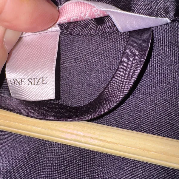 Vintage 1999 Victoria’s Secret Purple Satin Robe One‎ Size - Image 4