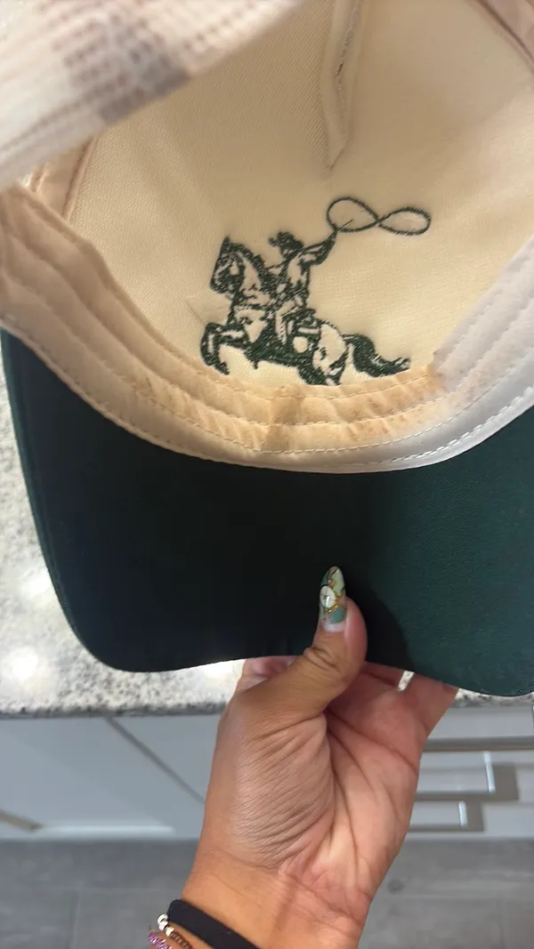 Trucker hat Green - Image 2