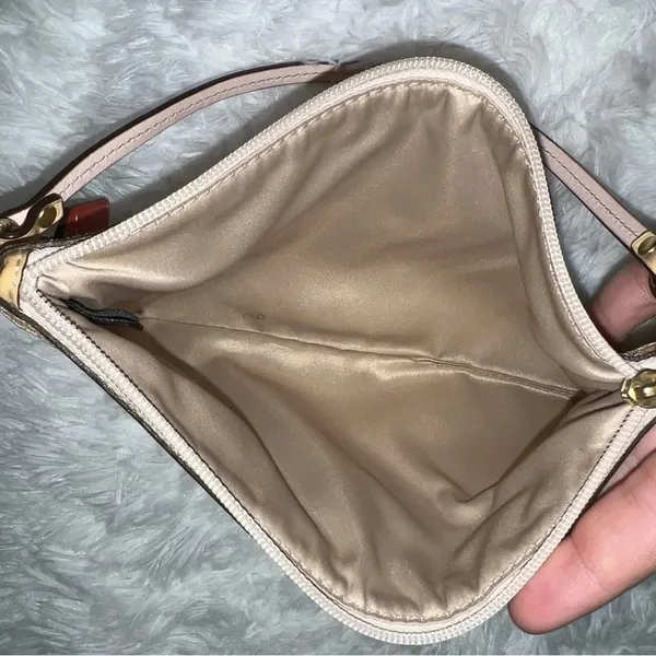Coach Womens Wristlet Leather with Felt Detail Neutral Colored / Y2K - Image 6