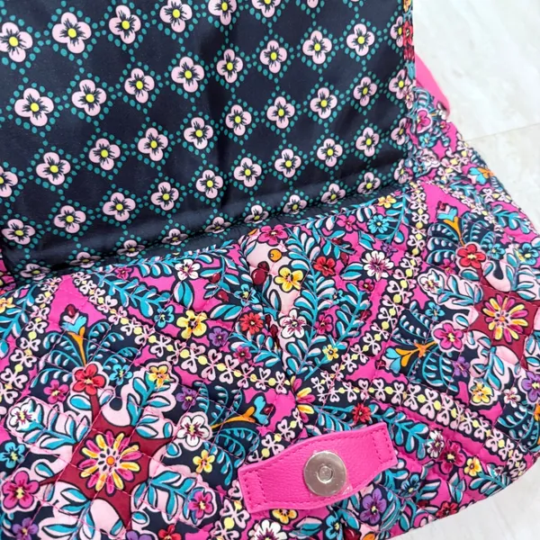 Vera Bradley Pink Floral Quilted Cotton Shoulder Bag Crossbody Handbag NWOT - Image 3