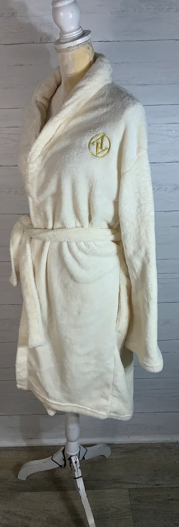 Adrienne Vittadini Cream Off White Color Ladies Robe One Size Fits All - Image 2
