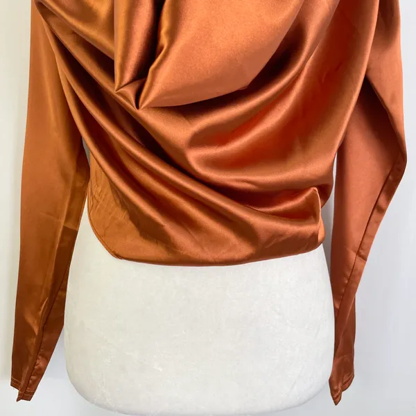 Pretty Little Thing New Satin Cowl Neck Long Sleeve Crop Top Rust Size 6 - Image 9