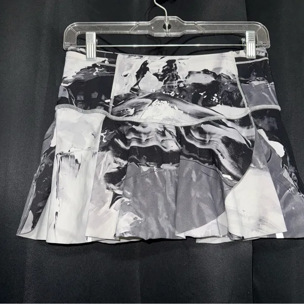 Lululemon Hit Your Stride Skirt - Image 3