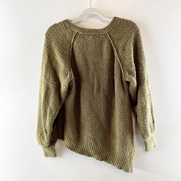 Free People West Coast Asymmetrical V Neck Long Sleeve Sweater Green XS - Image 5