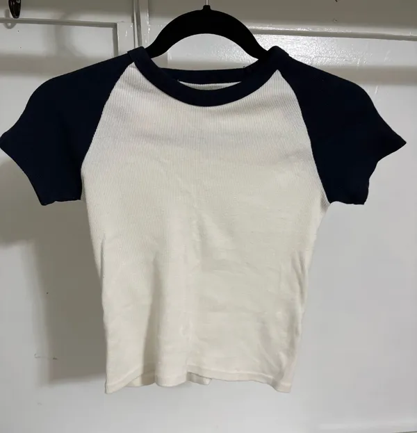 Brandy Melville Top - Image 2