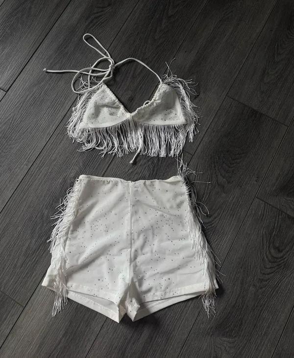 White fox 2 piece short set - Image 2