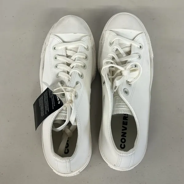 Converse sz8.5 all white CT ox lift platform sneaker 564429c solid shoe - Image 4