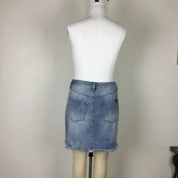 Buffalo Jeans Skirt Size 29 David Bitton Cotton Denim Embroidered Light Wash - Image 5
