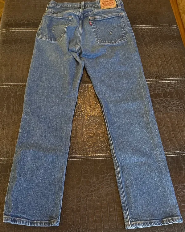Levi's 501 Women's Straight Jeans Blue Medium Wash Button Fly W25 L28 - Image 10