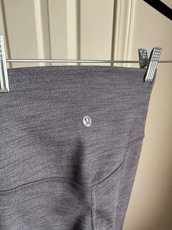 Lululemon Wunder Under Leggings Grey - Image 2