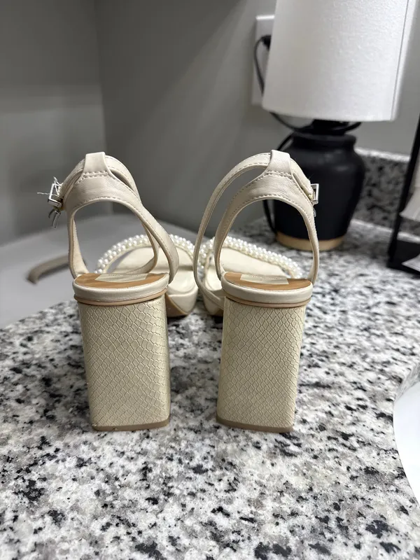 Dolce Vita pearl heels - Image 2