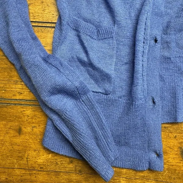 Aerie Womens Size Medium Blue Long Sleeve Cardigan Pockets Buttons TINY FLAW‎ - Image 2