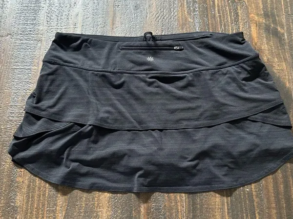 Athleta Black Swagger Tier Ruffle Tennis Skirt Size XL - Image 2