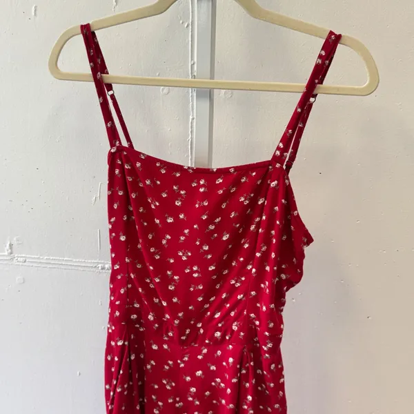 Hollister Red Floral Tie Back Cutout Romper Sleeveless Red White Floral Medium - Image 3