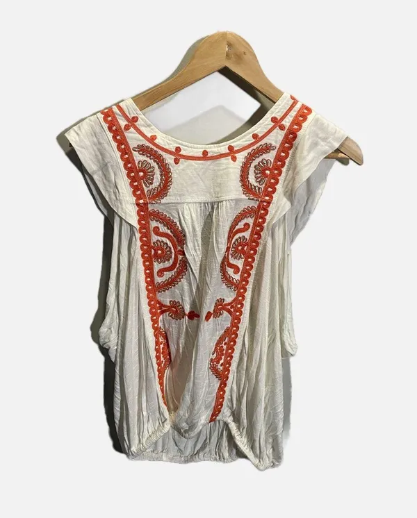 Free People Embroidered Blouse Womens XS White‎ Orange Boho Gauze Bubble Hem Top - Image 2