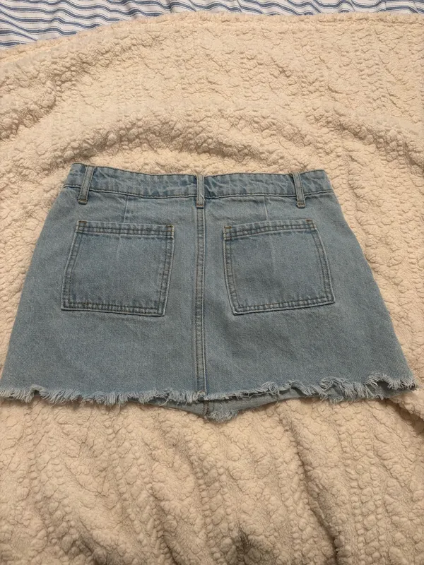 Edikted Mini Skirt Denim - Image 3